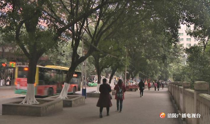 这个周末，弱冷空气来袭，阴雨天气唱主角