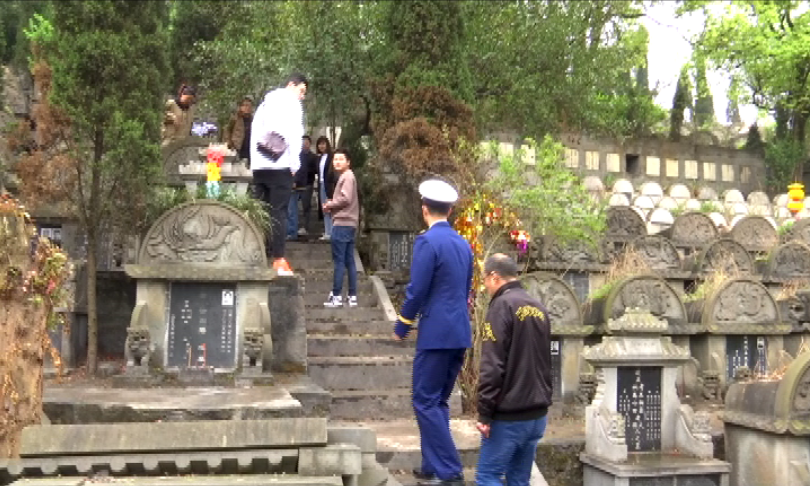 安全防线不能松，消防部门严查墓地祭祀安全！