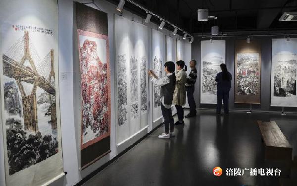 ​5月15日至28日，相约去涪陵区美术馆看画展吧