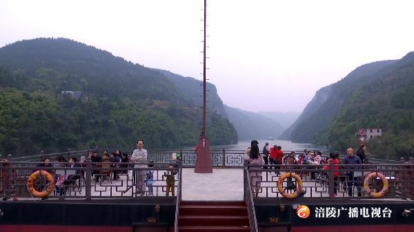 平湖美景再现 乌江画廊醉游人