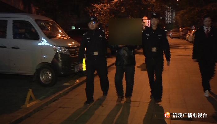 一批失信“老赖”被集中拘留，现场视频曝光！