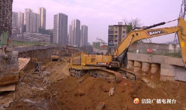 乌江大桥西桥头立交二期工程预计在明年10月完成建设任务！
