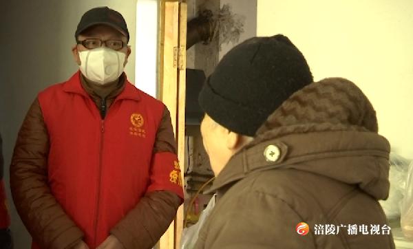 【新闻特写】李显飞：战“疫”有我，党员就要带好头！