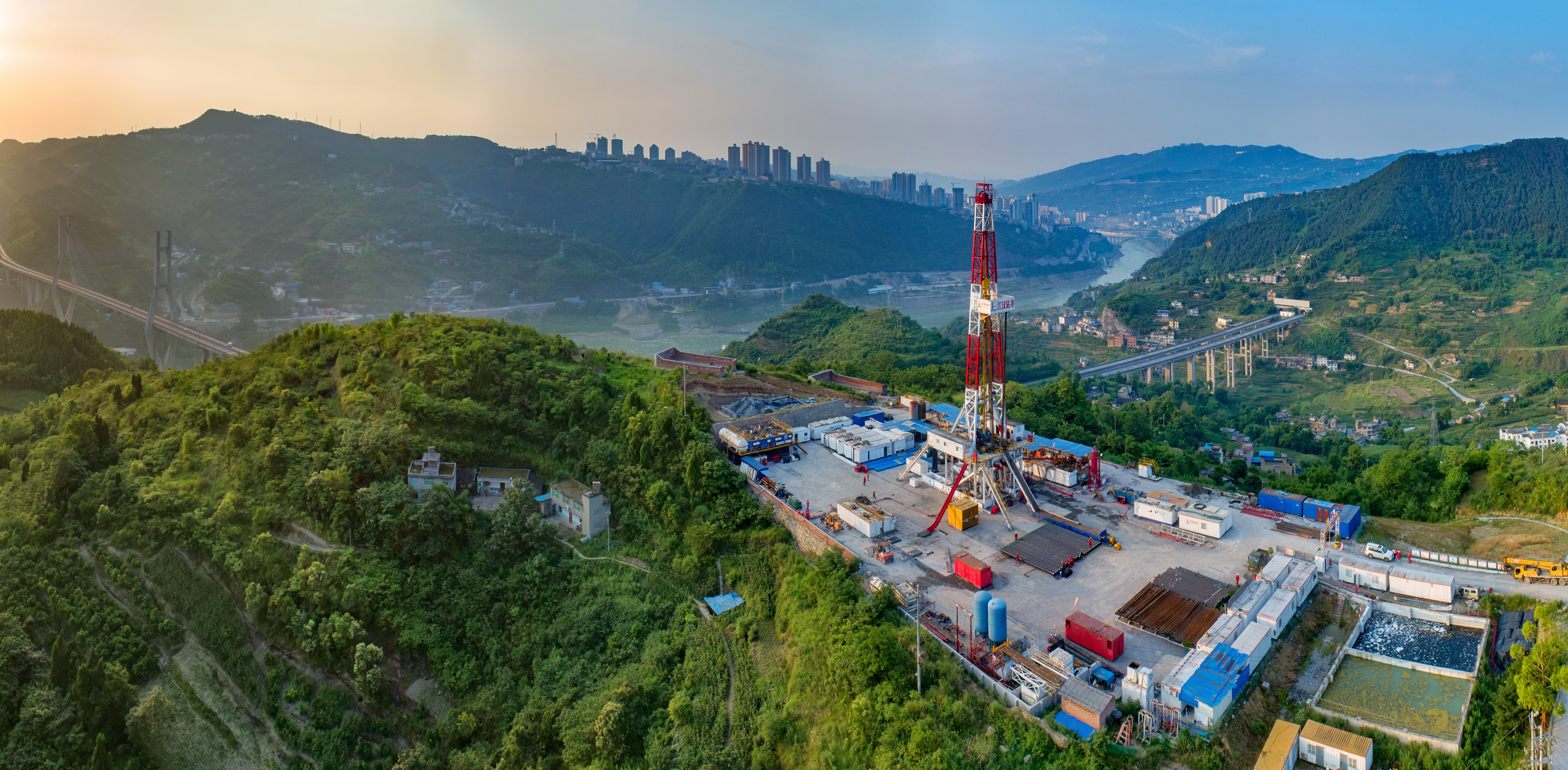 国之重“气”——走进新中国第一个大型页岩气田！