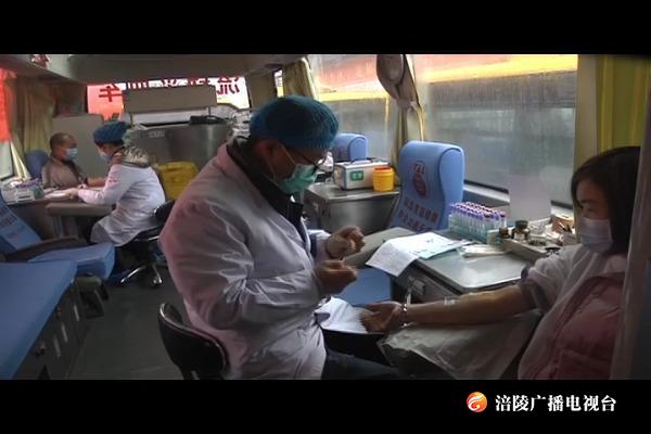 【众志成城 防控疫情】公交职工无偿献血  为抗击疫情出力