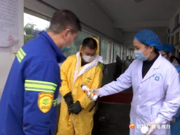 助力复工复产：医务人员上门开防疫“处方”