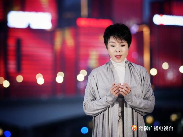 军旅歌唱家张迈联手著名导演甲丁，72小时打造MV《平安，全世界》世界卫生日上线发布：期待更美好的未来