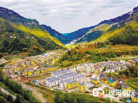 凝心聚力 吹响脱贫攻坚总攻号角