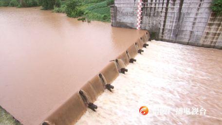 八一桥水库全力调洪 三天泄洪流量超2000万立方米