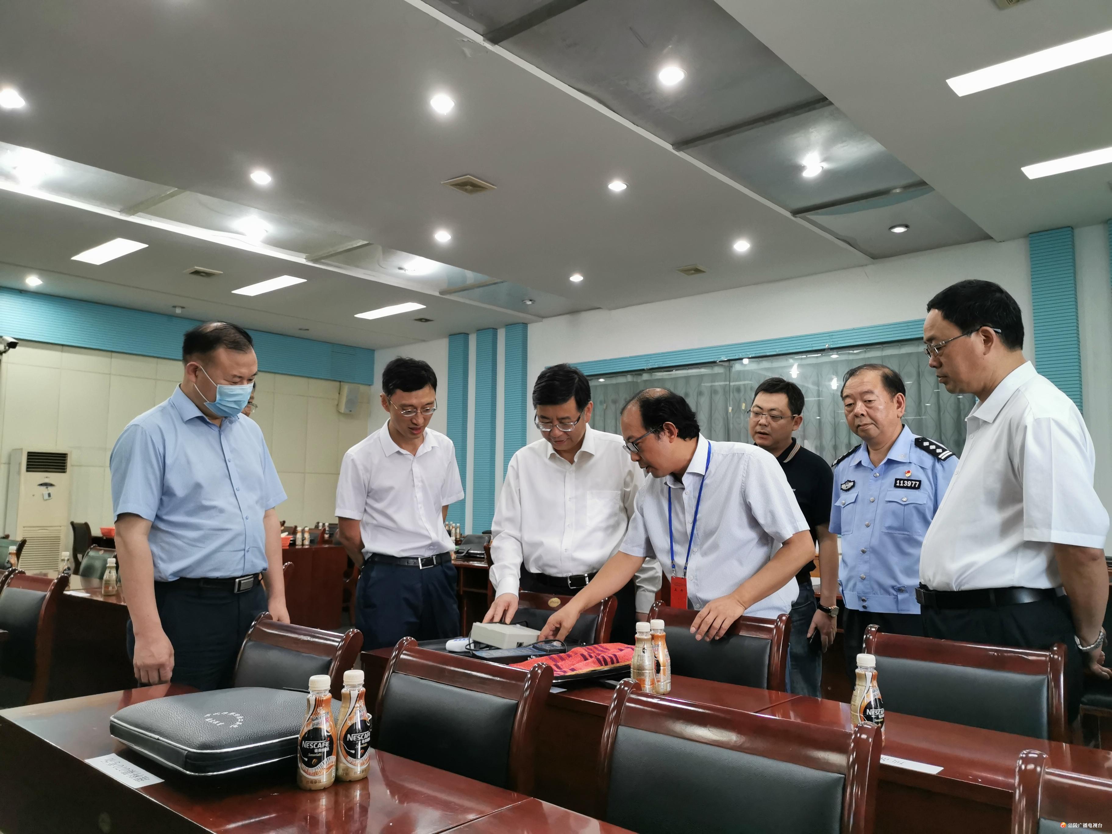 周少政：筑牢疫情防控和高考安全防线