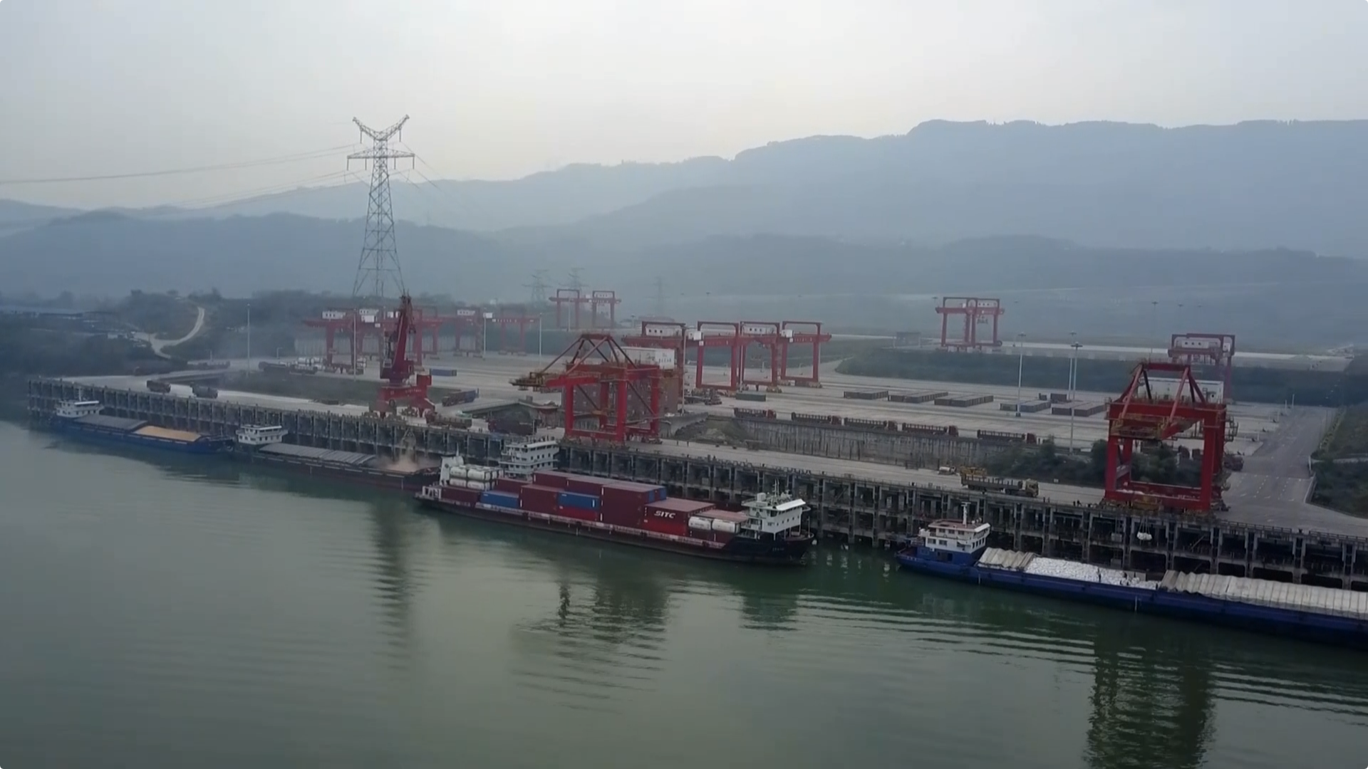 涪陵“牵手”泸州    合力构建多式联运物流通道