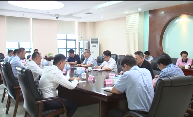 华为公司副总裁史耀宏一行来涪考察