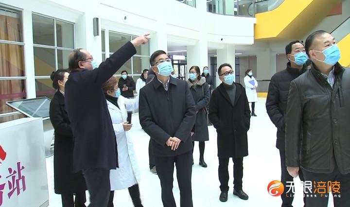 周少政带队检查疫情防控工作