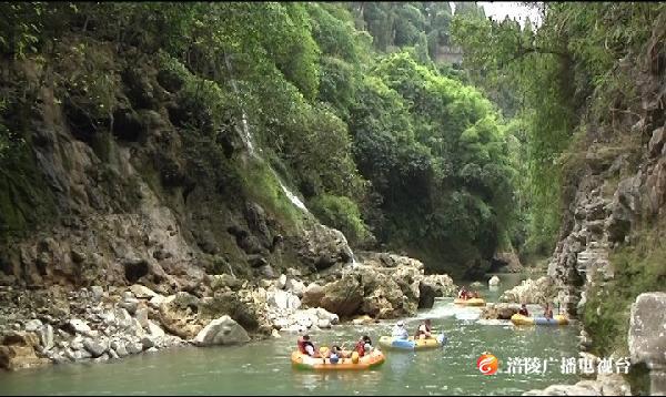 骄阳下的清凉与刺激！