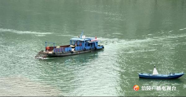 日清漂16多吨 为了一江碧水“蛮拼”的！