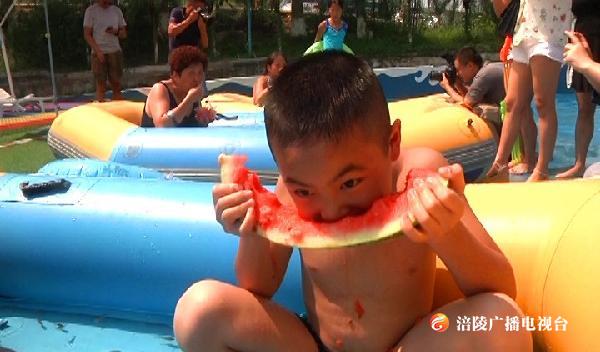 榨菜拌西瓜，这是什么避暑味道？